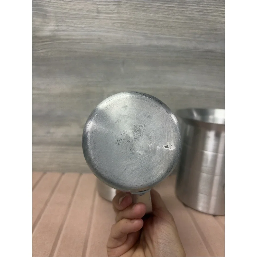 Winco Aluminum Commercial Measuring Cups 2, 1, And 1/2 Quart (C3)